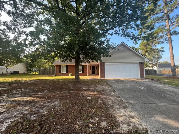 6704 Pacific Ave, Fayetteville, NC 28314