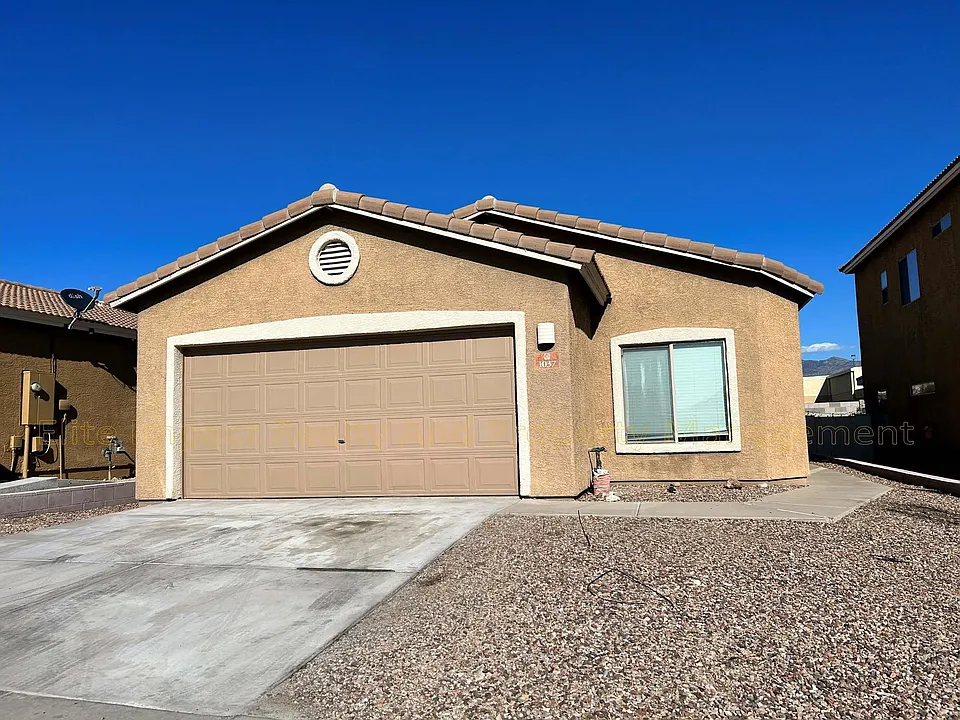 1037 S Speckled Stone Way