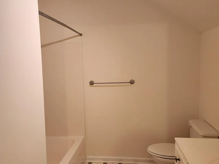 922 Rosalie Way — Photo 16