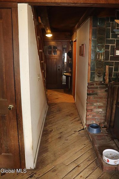 5th image of 484 S Johnsburg Road