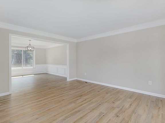 3rd image of 105 Coley Way