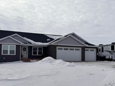 13676 Redwood Way NW, Williston, ND, 58801