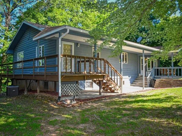 11378 N Mississippi River Rd, Hamburg, IL 62045