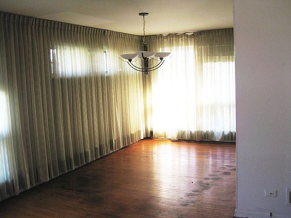 2nd image of 5037 Birchwood Ave