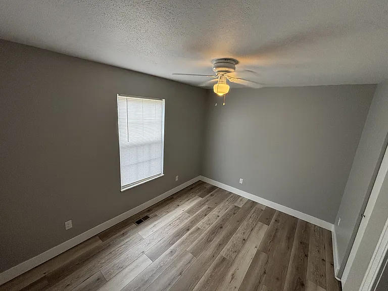 271 Shellbark Dr #1 — Photo 7