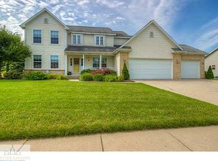 11768 Gold Fields Dr, Grand Ledge, MI 48837