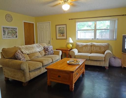 2nd image of 1180 3rd St