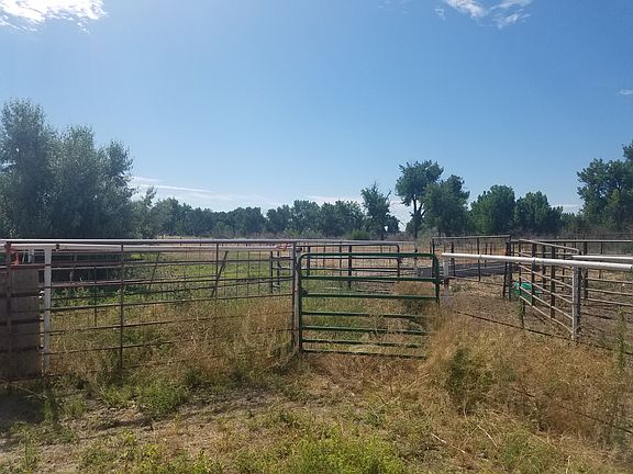 4th image of 7621 State Highway 156