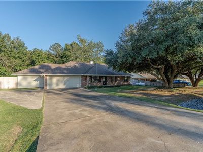 409 E Ridge Trl, Pineville, LA, 71360