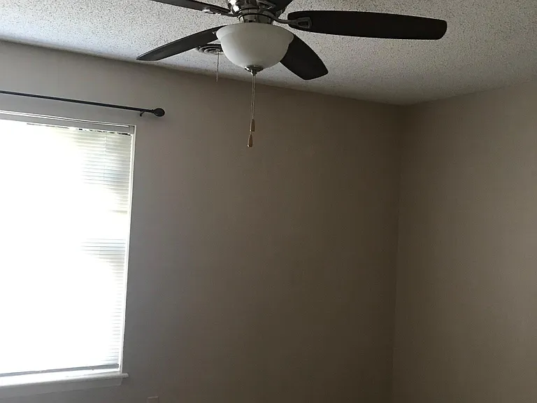 7211 Montague Dr — Photo 28