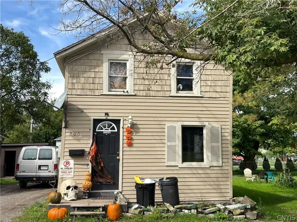 506 State St, Canastota, NY 13032