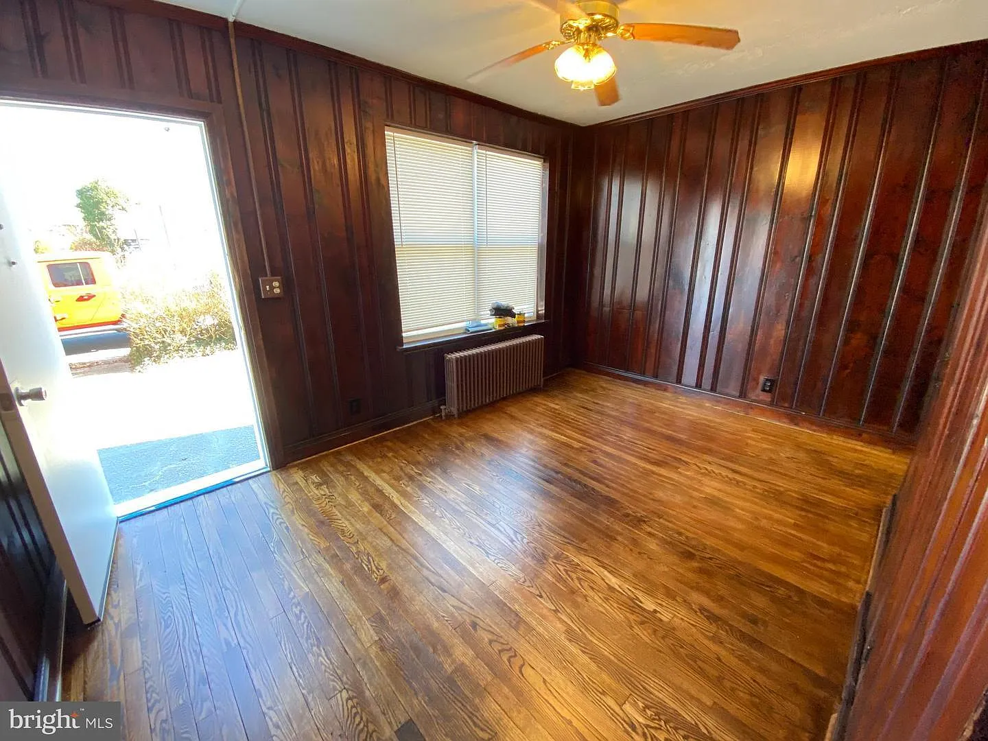 1 bed, 400 sqft, $1,285 — Photo 2