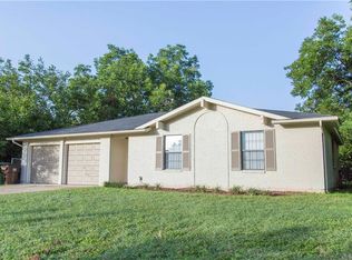 1510 Greenfield Dr, Round Rock, TX 78664