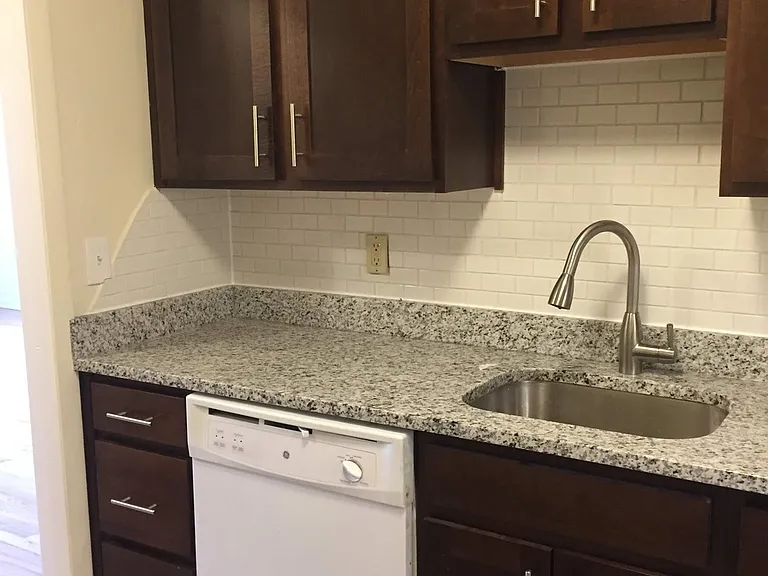 199 South Allen Apartments — Photo 9