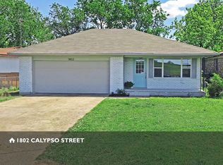 1802 Calypso St, Dallas, TX 75212