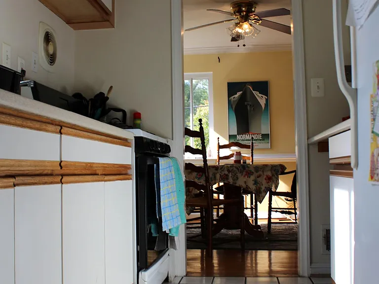 6705 Forest Hill Dr — Photo 10