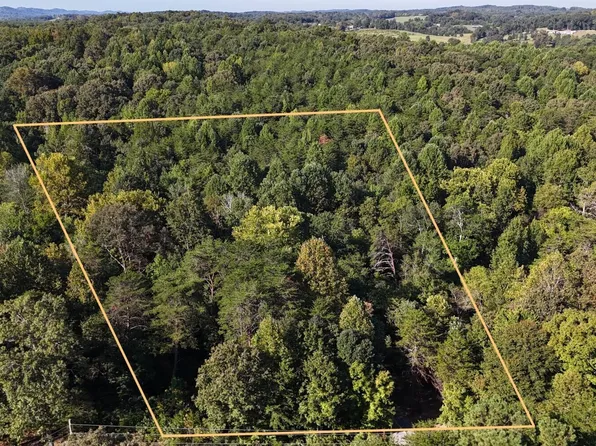 45 Old Mine Rd, Sweetwater, TN 37874