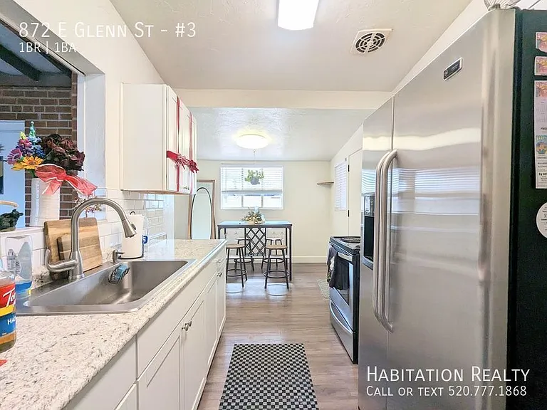 872 E Glenn St #3 — Photo 2