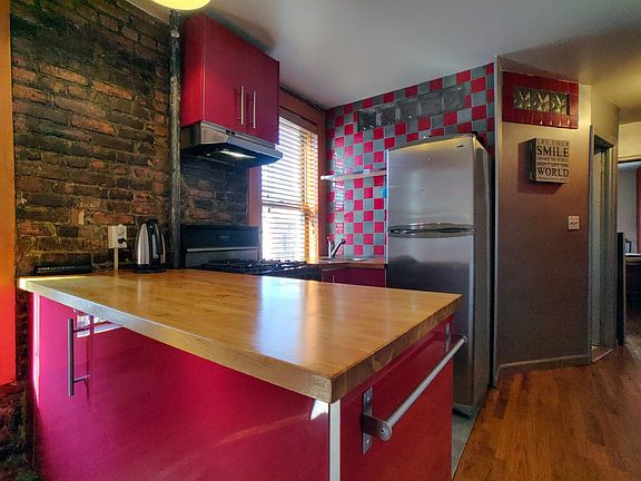 5th image of 347 E 5th St APT 10a