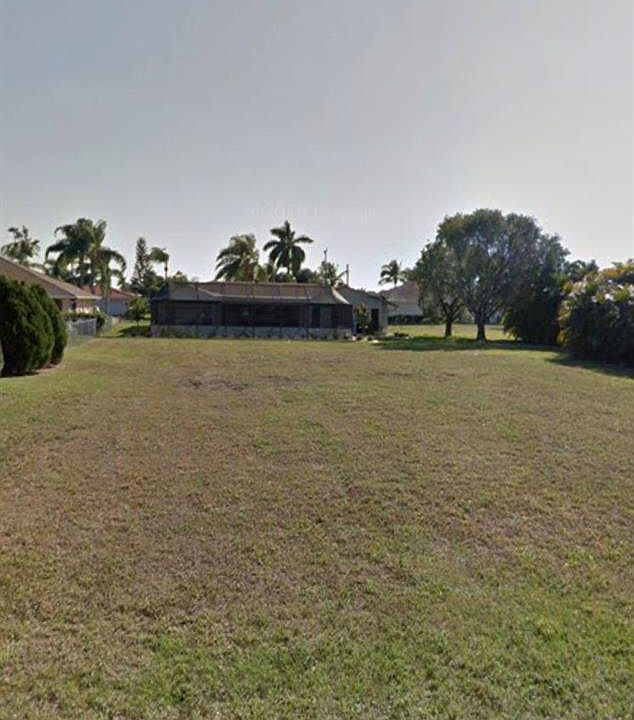 1st image of 1924 SE 31st St