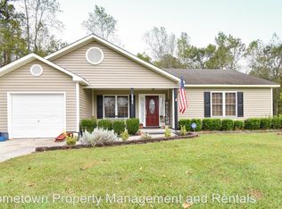 121 Live Oak Dr, Jacksonville, NC 28540