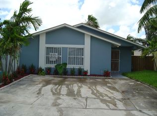 11870 SW 210th Ter, Miami, FL 33177