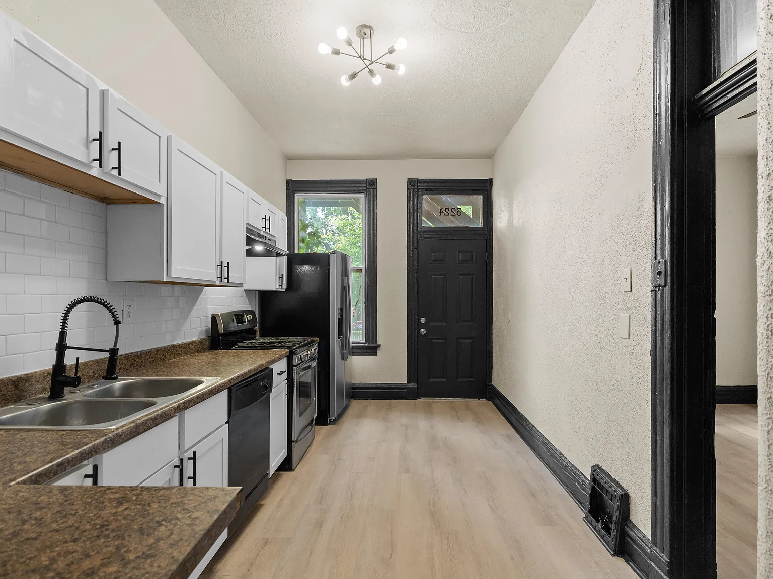 3224 Oregon Ave — Photo 4