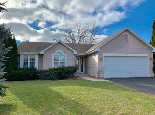 525 Stratford Ct, Fort Atkinson, WI 53538