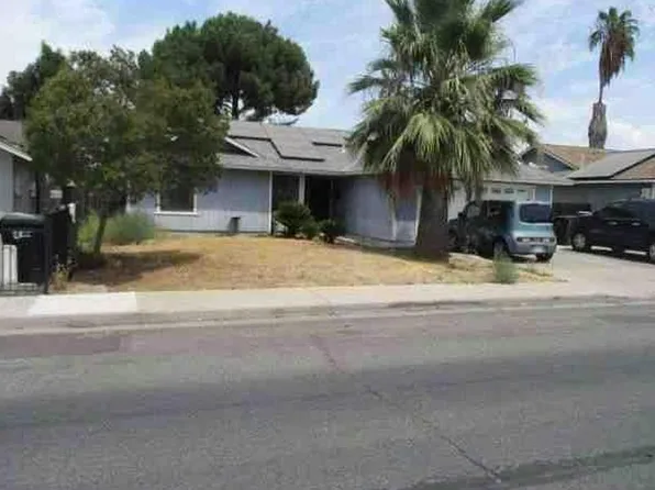 742 E Morton Ave, Porterville, CA 93257