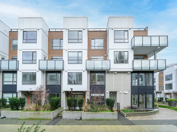 6328 King George Blvd #110, Surrey, BC V3X 0L4