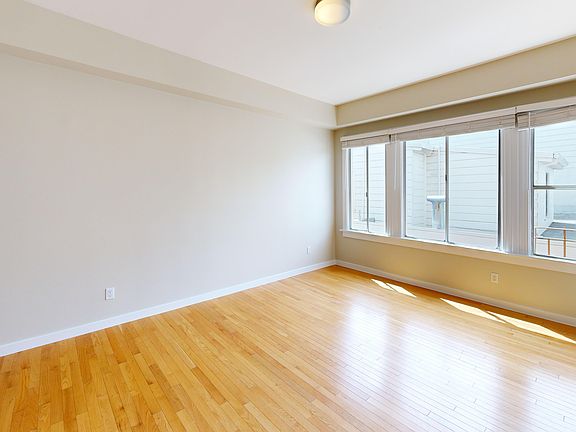 2nd image of 3715 California St APT 5