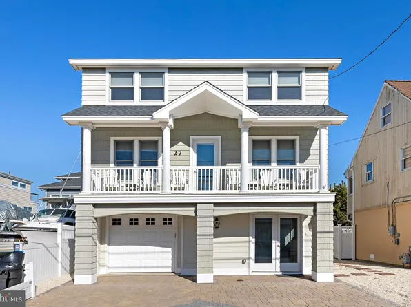 27 W Carolina Ave, Beach Haven, NJ 08008