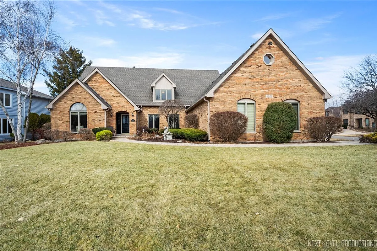 4114 White Eagle Dr photo 1
