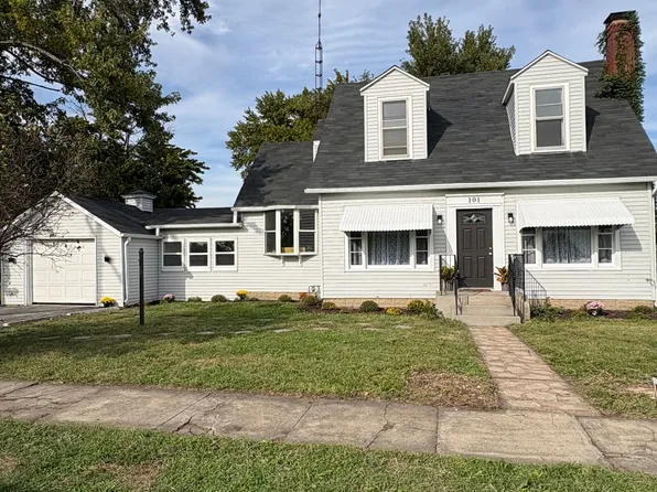 101 W Oak St, Broadwell, IL 62634