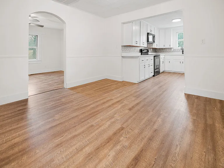 1003 Ross Rd — Photo 7