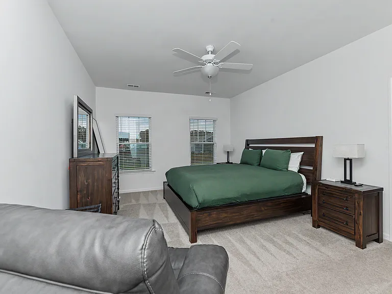 691 Snow Owl Dr — Photo 27