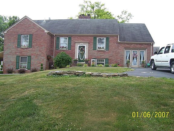 4th image of 65 Barbara Lynn Dr