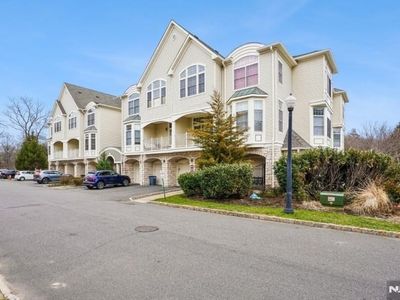 204 Edmonton Ct #67, Livingston, NJ, 07039