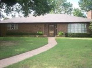 2216 Linden Dr, Duncan, OK 73533