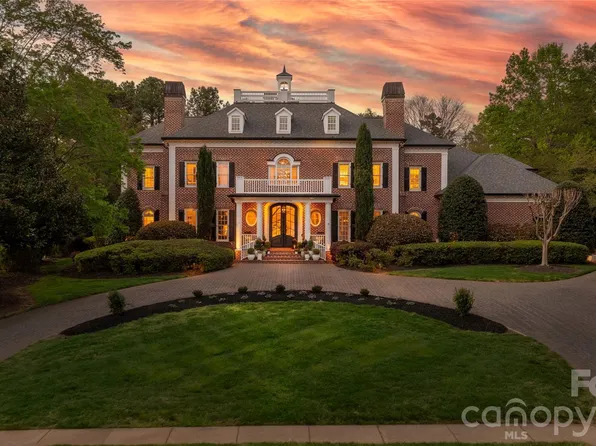 131 The Point Dr, Mooresville, NC 28117