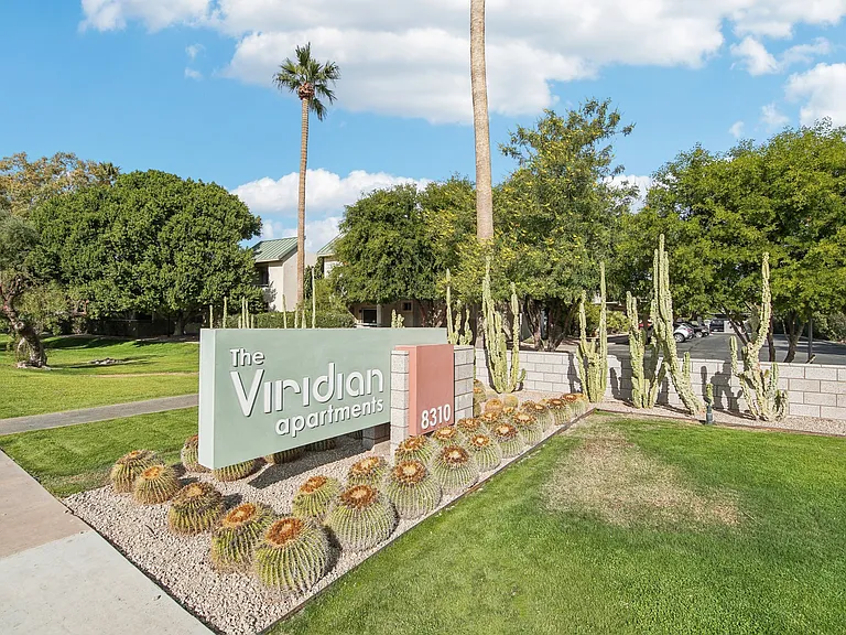 The Viridian Apartments — Photo 27