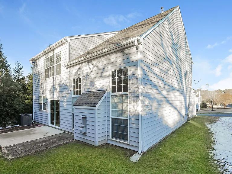 15118 Edindale Dr — Photo 15