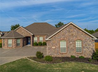 2506 SW Glenn Ridge Rd, Bentonville, AR 72713