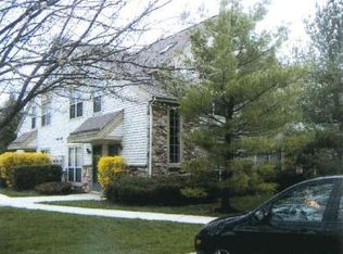 1008 Foxmeadow Dr, Limerick, PA 19468