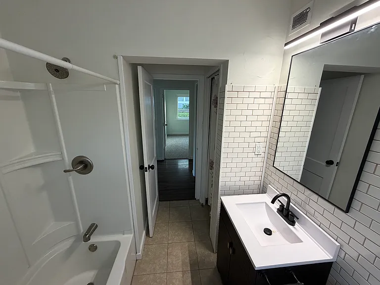 2055 Broadlawn Rd — Photo 10