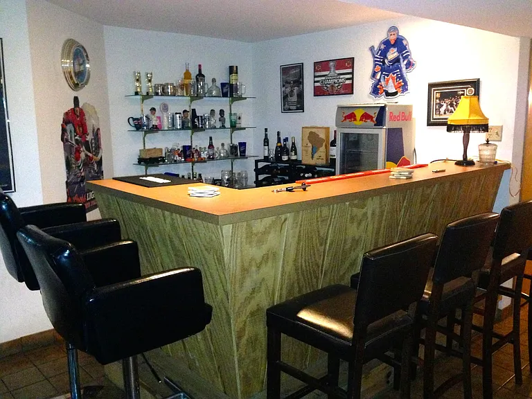 1031 W Dakin St #1 — Photo 14