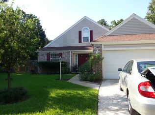 2866 Dickie Ct, Jacksonville, FL 32216