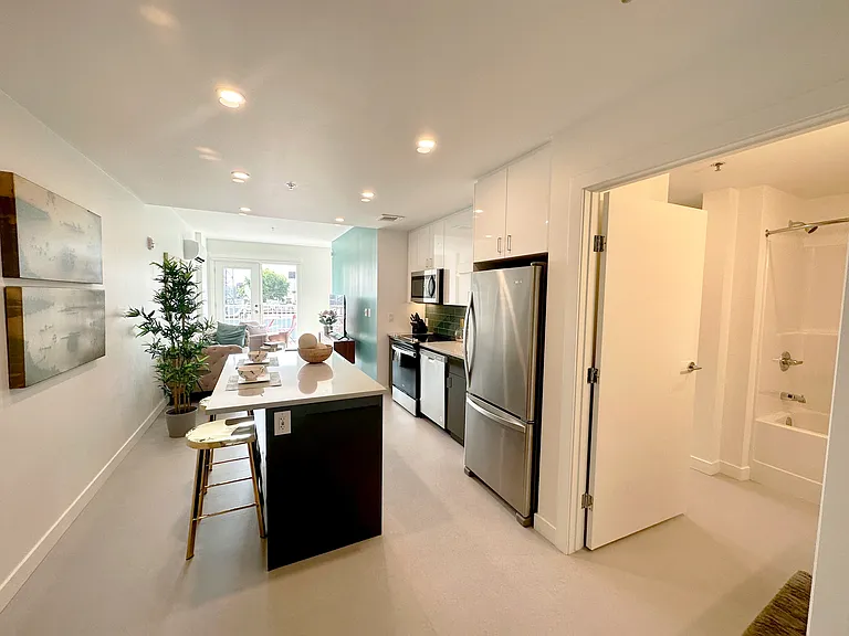 445 Wardlaw Ave — Photo 19