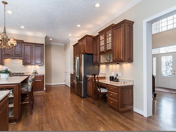 5th image of 8485 Woodberry Blvd