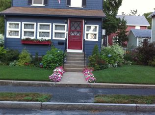 17 Walnut St, Wakefield, MA 01880